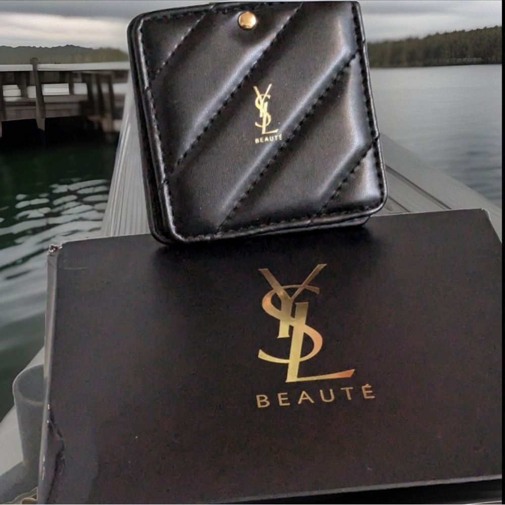 YSL - Picture 9 of 9